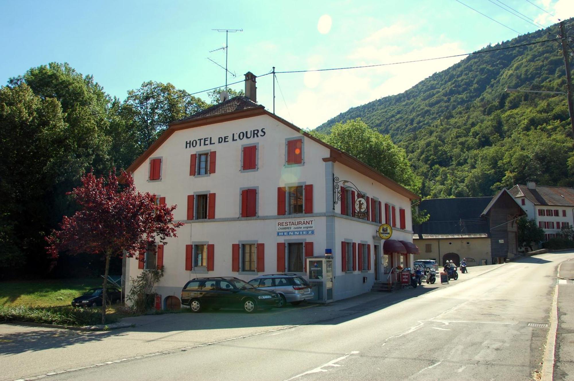 Hotel De L'Ours Vuiteboeuf Екстер'єр фото