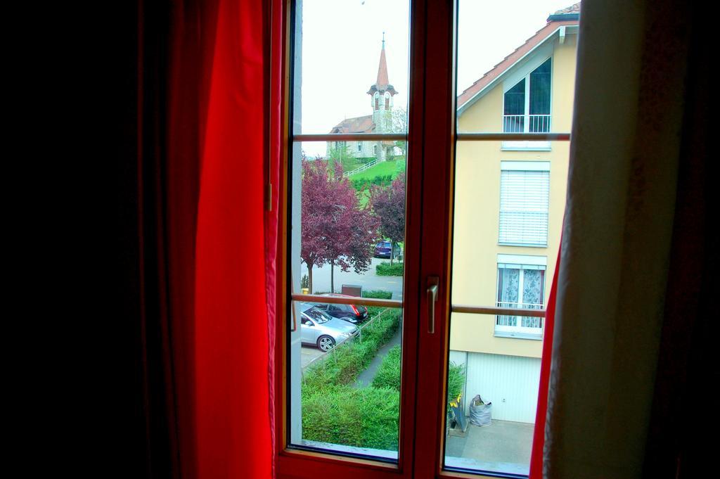 Hotel De L'Ours Vuiteboeuf Екстер'єр фото